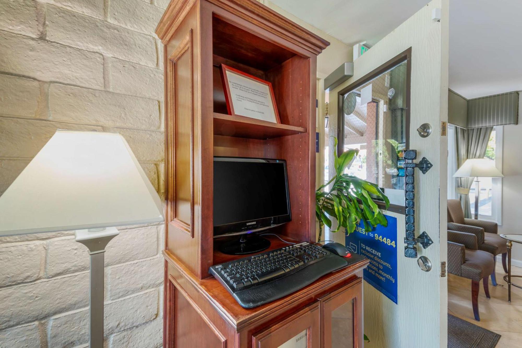 Best Western La Posada Motel Fillmore Ngoại thất bức ảnh